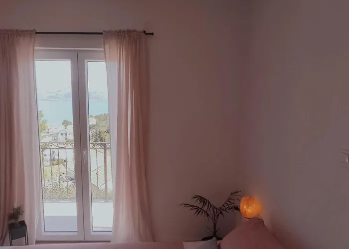 Nika * ポスティレ